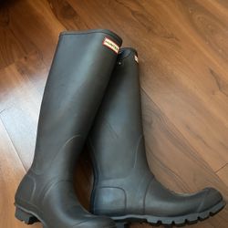 Original Women’s Hunter Rain Boots, Size 8