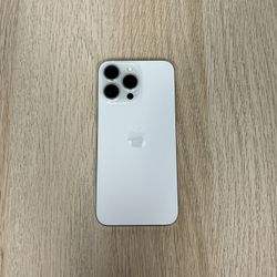 iPhone 15 Pro Max - Unlocked - 256GB