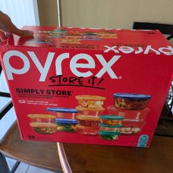 Pyrex 28 Set Tupperware 