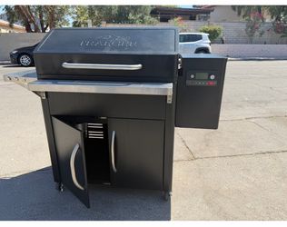 TRAEGER XL SILVERTON 810 PELLET GRILL SMOKER WITH WI-FI TECHNOLOGY