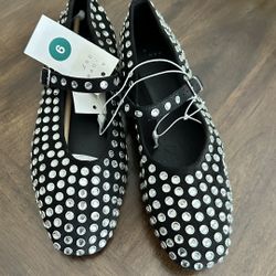Women Flats