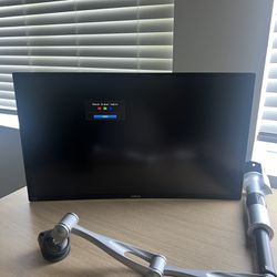 Samsung 27” Curved Computer & HDMI Monitor LED Screen and Stand