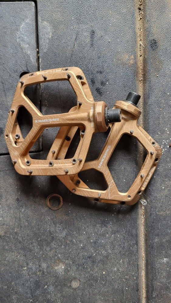 Flat Pedals RACEFACE ATLAS