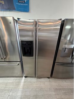 Jenn-Air Side By Side Refrigerator