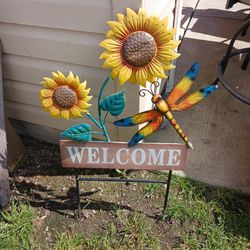 Sunflower Welcome Sign