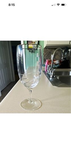 Crystal ballet ribbon water glass