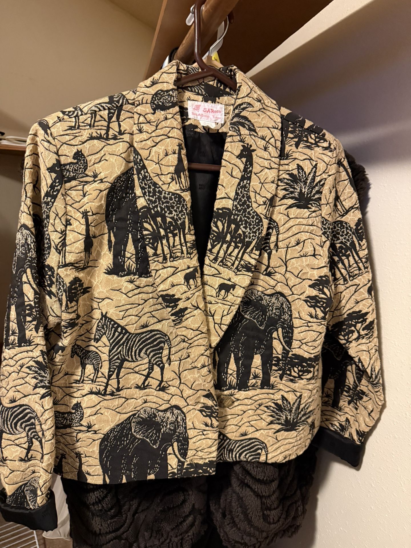 Beautiful Animal Print Jacket 