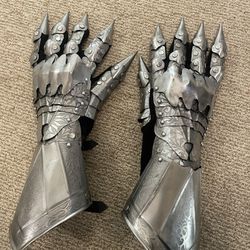 Medieval Gauntlets (gloves)