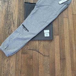 Dark oatmeal cuffed essential sweats