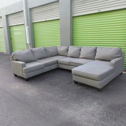 Sectional Couch, Gray Color , Fabric 