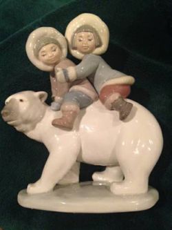 Lladro Eskimo Riders #5353