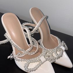peral bow high heels size 7 