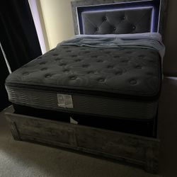 QUEEN BED + DRESSER SET MOVING SALE!