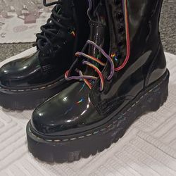 Doc Marten's with rainbow stitching 