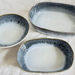 West Elm Reactive Glaze Stoneware Oven to Table Bake & Serve Set, 3 Pieces - Perfect Condition, Original Retail $185  