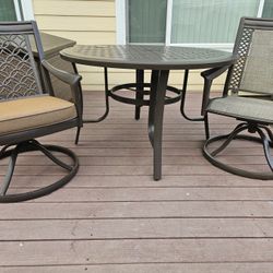 Outdoor Patio Table And Chair Set