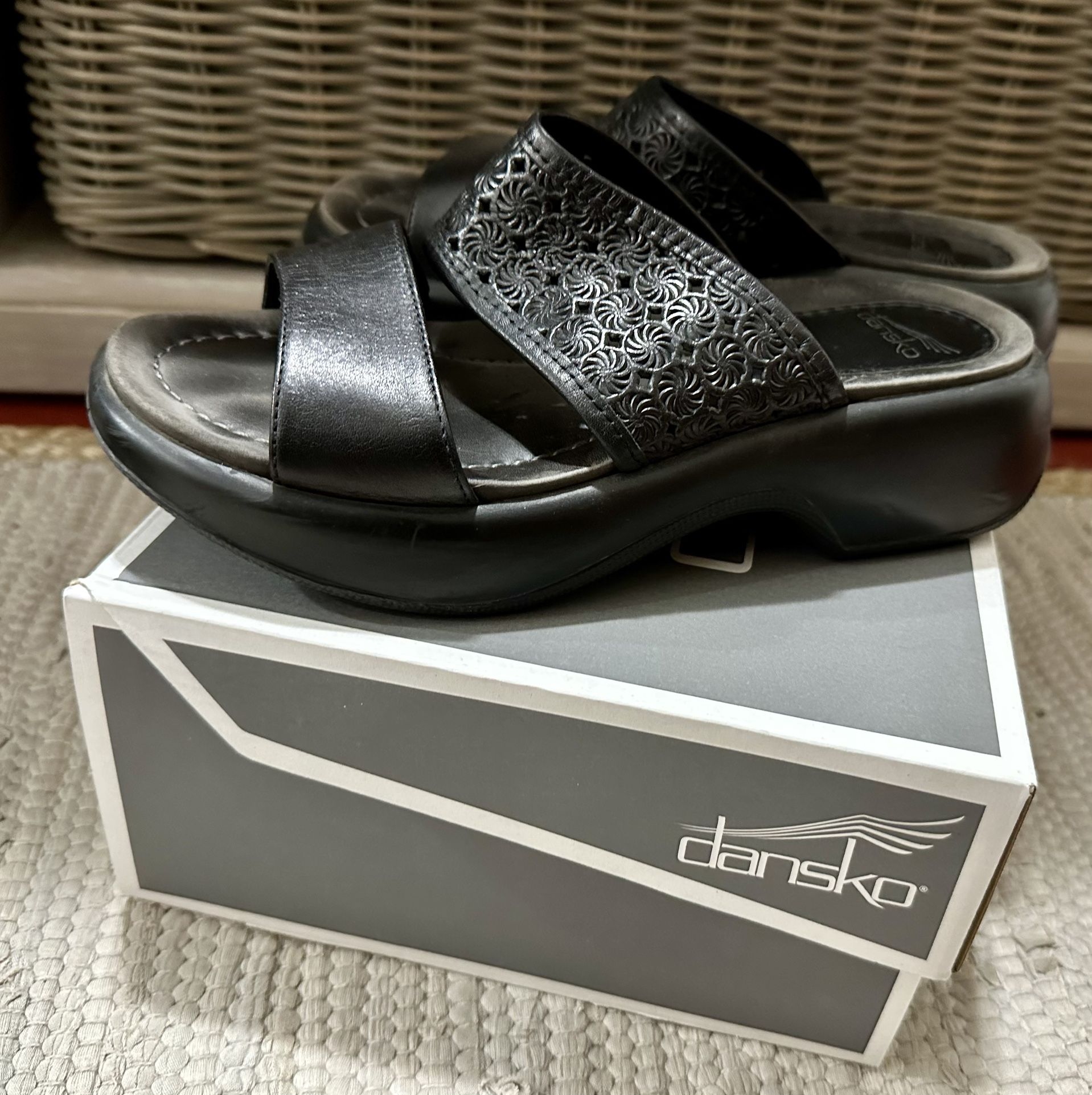 BLACK DANSKO SLIP ON SANDAL SIZE 36