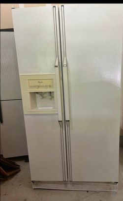SPOTLESS WHIRLPOOL SIDE BY SIDE