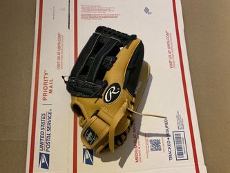 New / baseball glove 11.5 inch