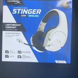 Stinger wireless gaming headset with microphone 