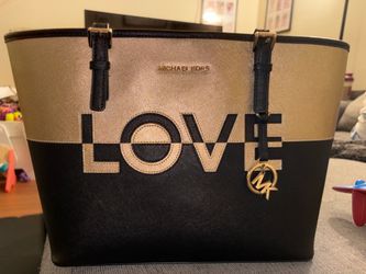 Michael Kors Jet Set Travel "LOVE" Tote
