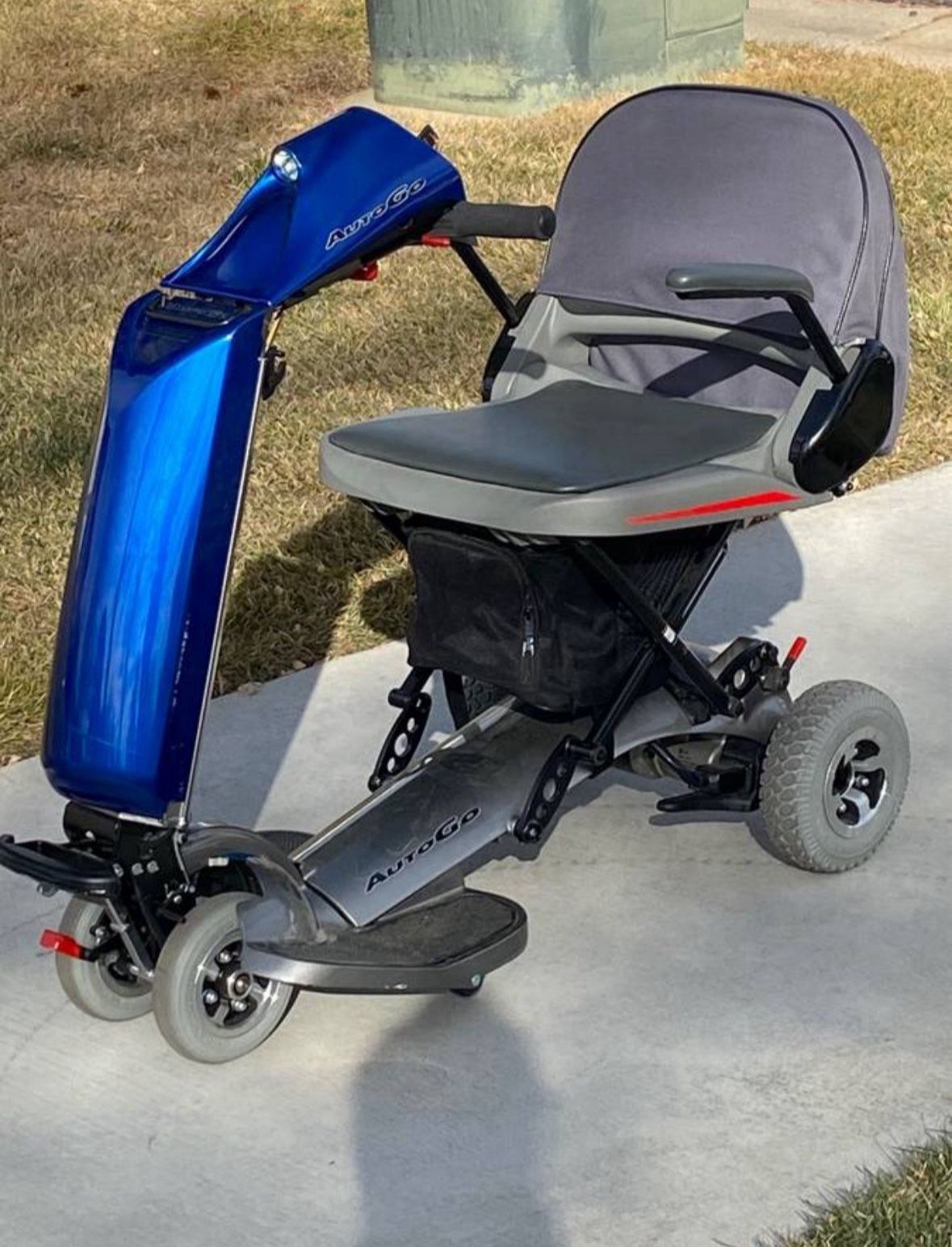 Auto-Go Folding Mobility Scooter