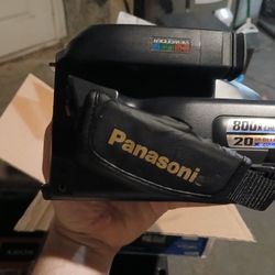Panasonic Camcorder Pvl652 