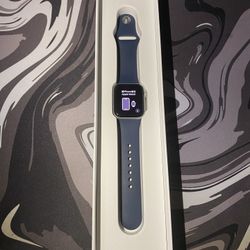 Apple Watch SE 40mm (GPS+LTE)