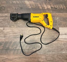 Saw dewalt