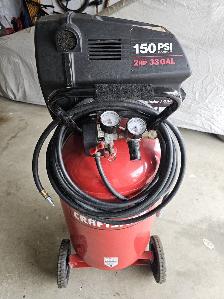 CRAFTSMAN 33 GALLON, 150 PSI, 2.0 HP VERTICAL AIR COMPRESSOR