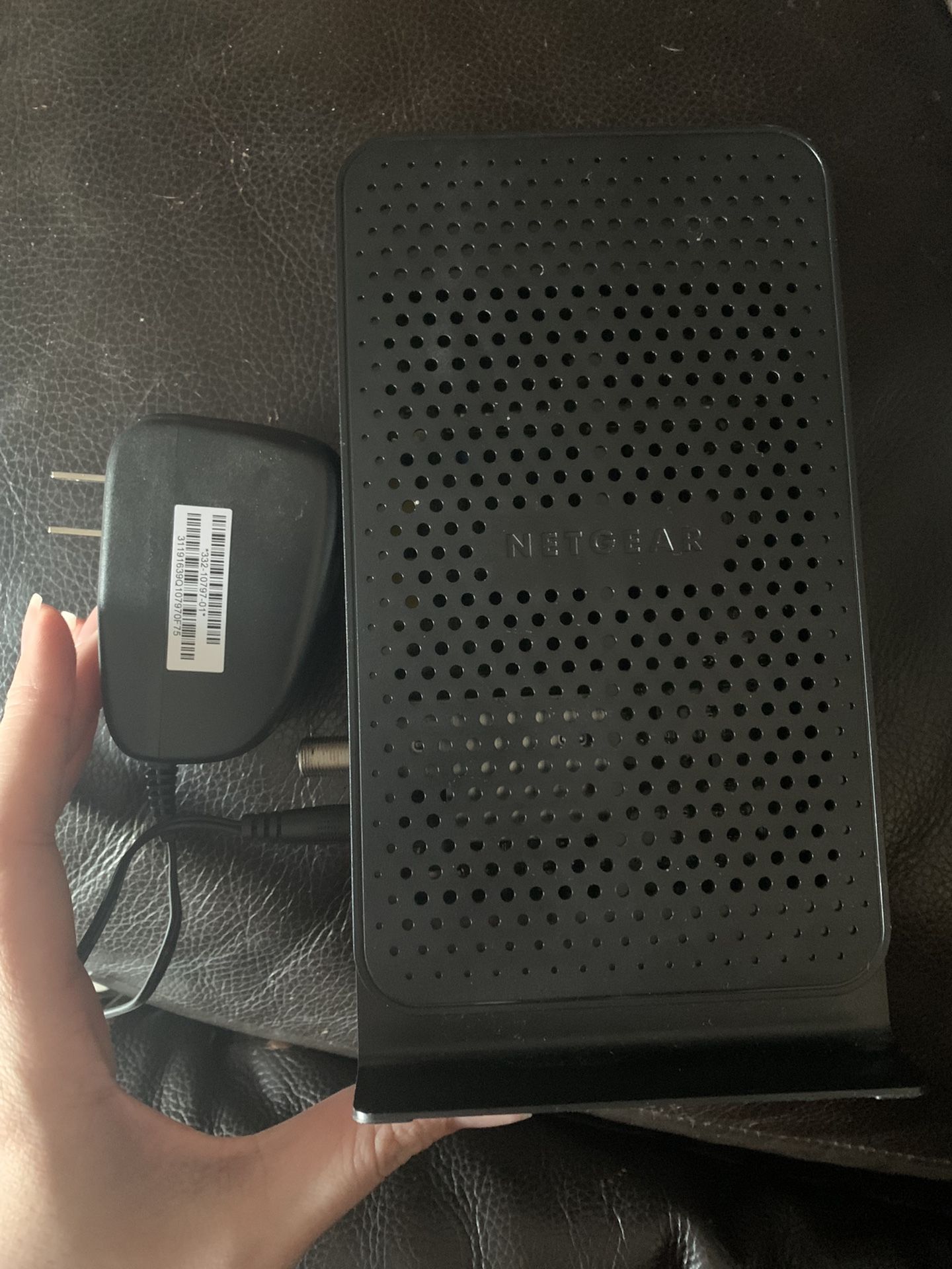 Modem Router Netgear N600 C3700v2