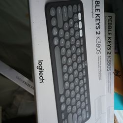 Logitech Keyboard 