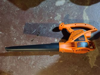 LEAF BLOWER.