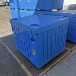 Polar Insulated Cooler