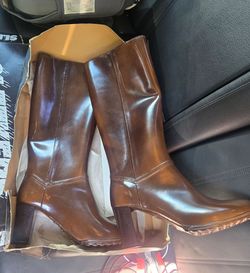 Andrew Geller womens brown leather boots size 9