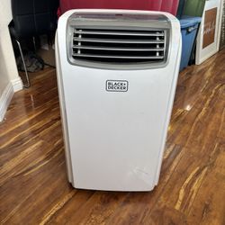 Black & Decker Air Conditioner 7700 BTU 