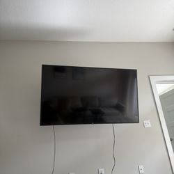 LG Smart 4K TV (Broken)