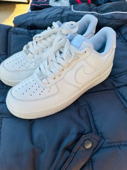 Nike Air Force 1 Low White Sneakers size 8