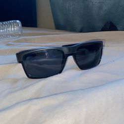 Oakley Black Sun Glasses 