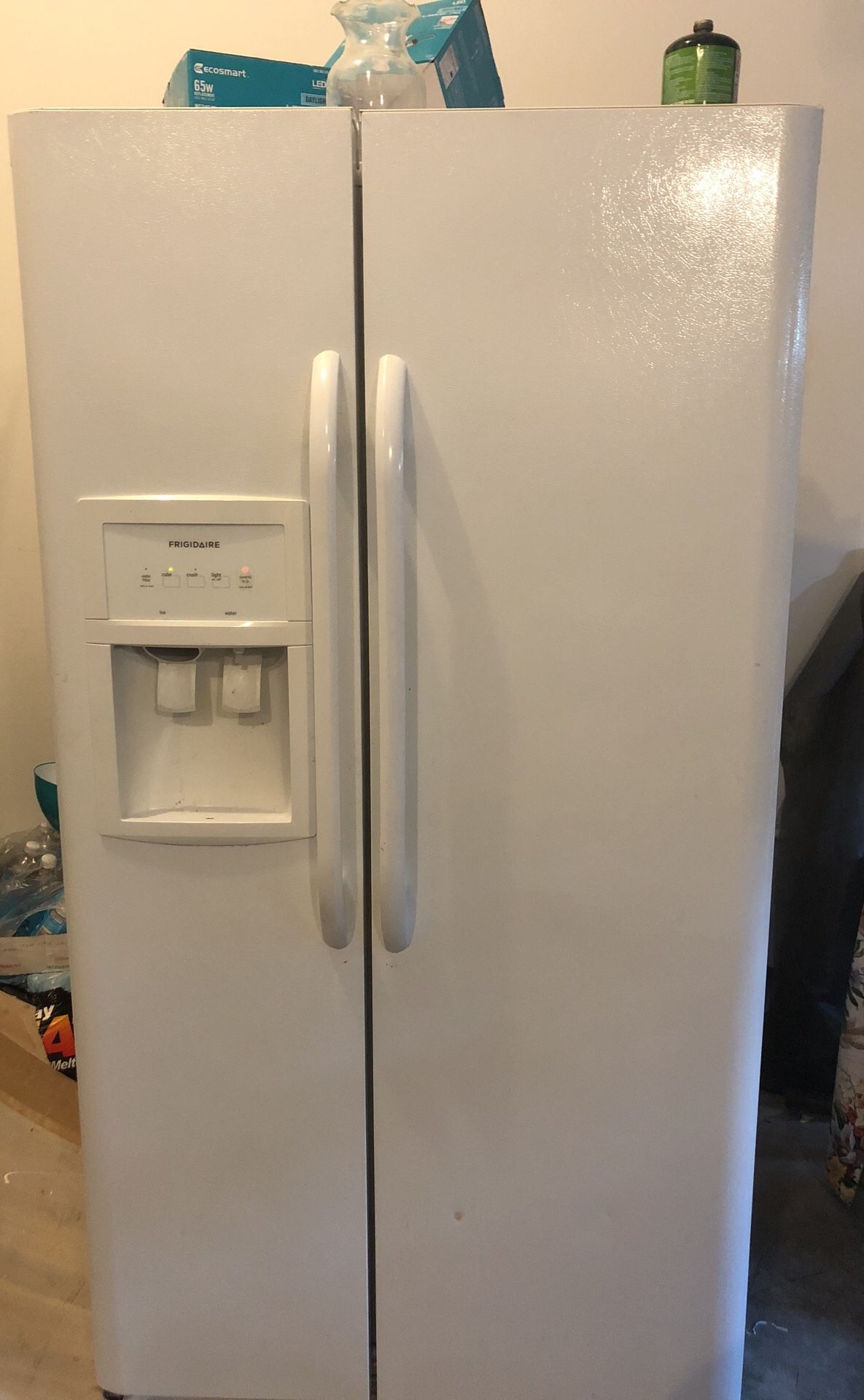 Frigidaire brought 3 years old very good working condition