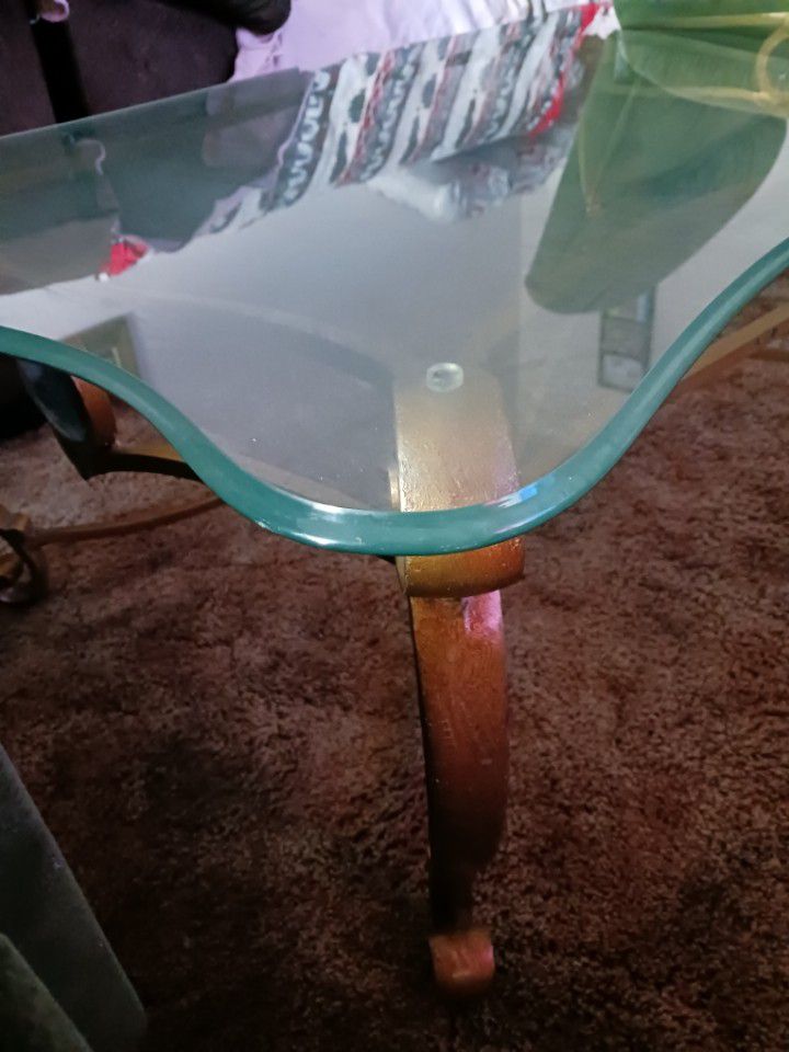 Mathis Bros Living Room Glass Tables