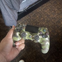 PS4 Controller 