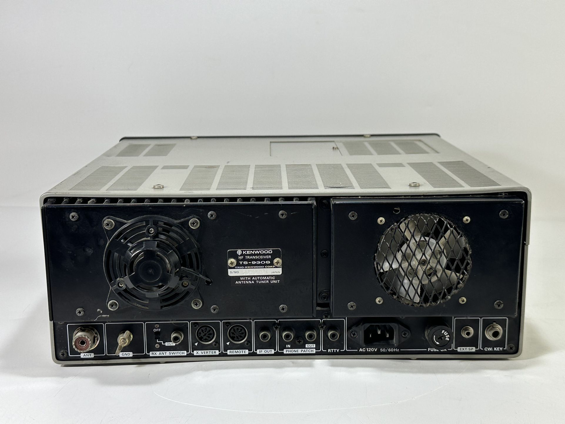 Kenwood TS-930S Radio HF Transceiver ~ Powers On / UNTESTED / AS 