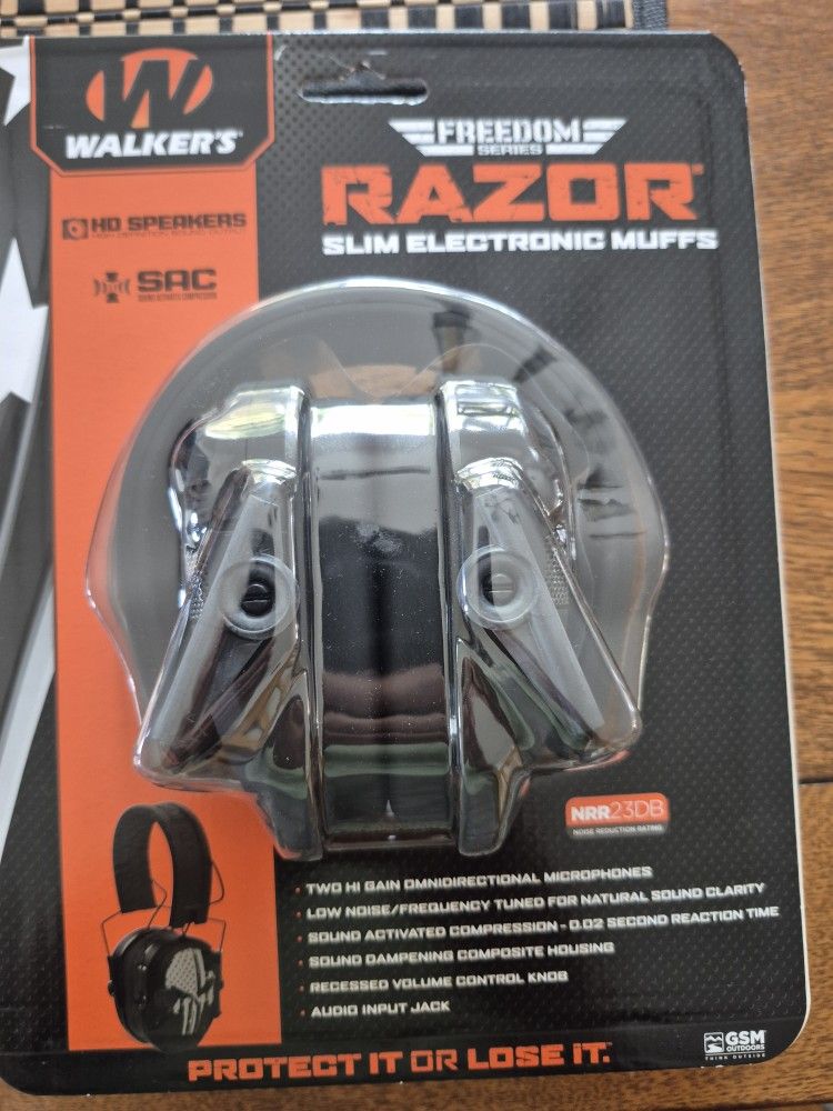 Walker Freedom Slim Electronic Ear Muffs Newin Package.