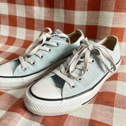 Converse light Blue 