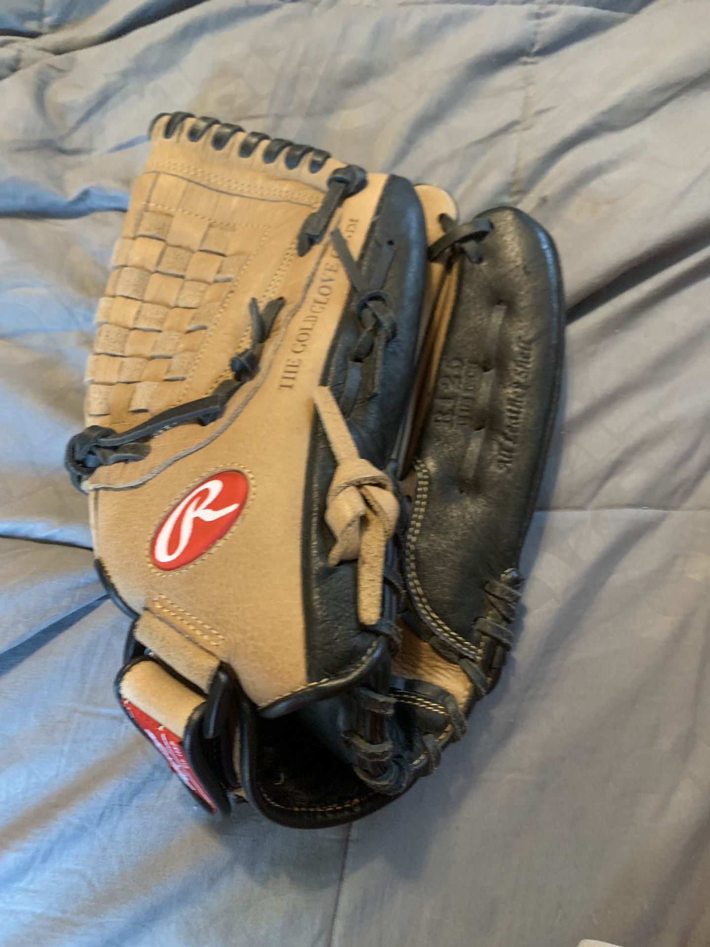 Rawlings Left Handed R125 12 1/2 Inch Renegade Youth Glove