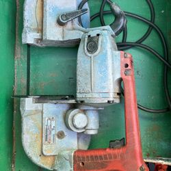 Milwaukee Deep Throat Bandsaw Works Great