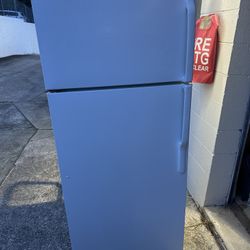 GE Refrigerator White