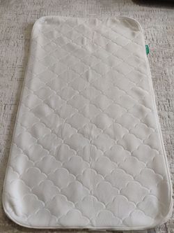 Baby mattress cover excellent condition