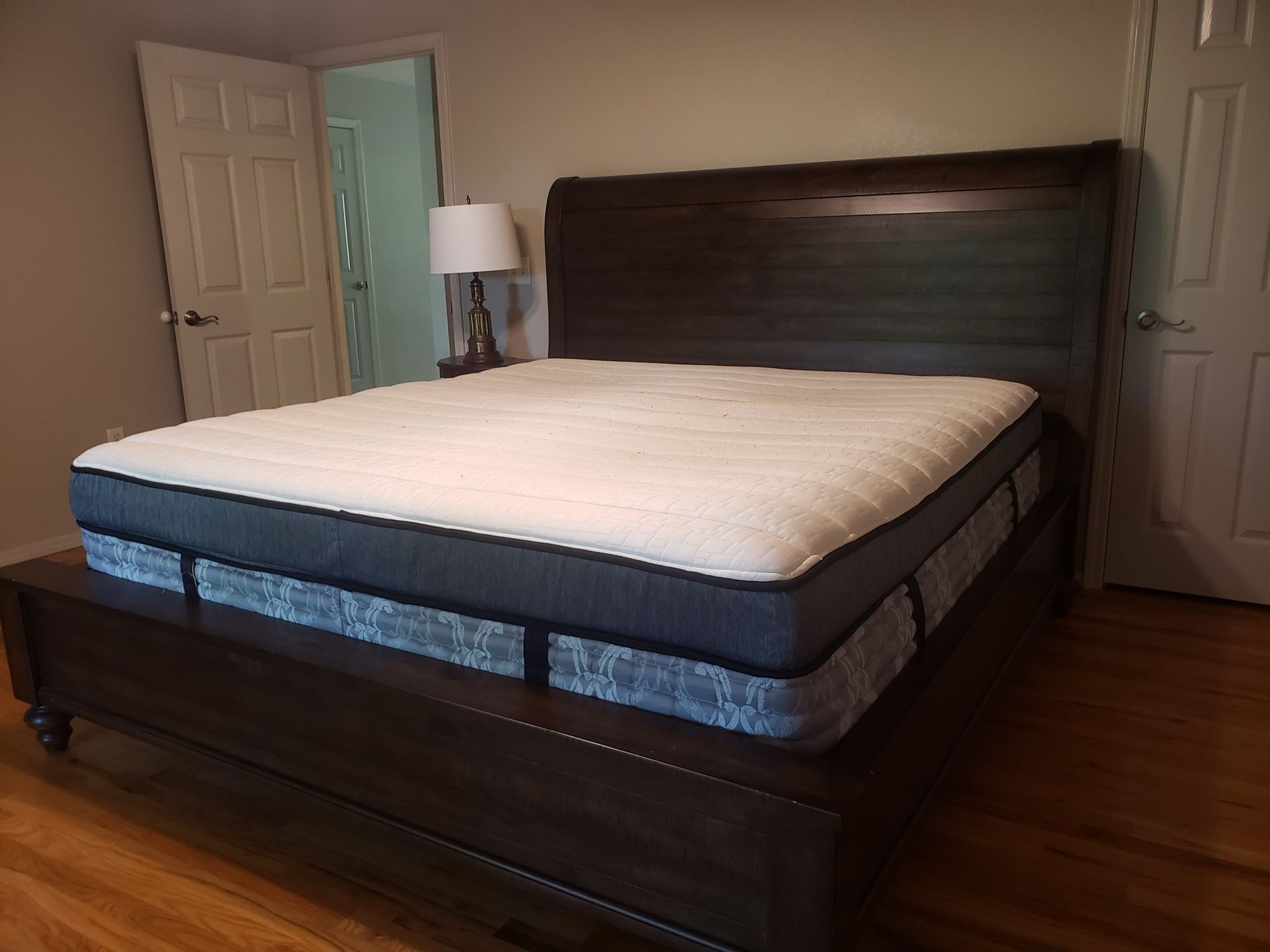 Everest Mega Pillow Top King Size Mattress